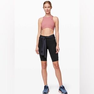 Lululemon Fast And Free Short 8" *Non-Reflective - size 8